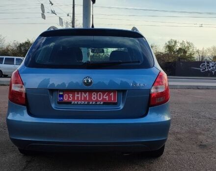 Синій Шкода Фабія, об'ємом двигуна 1.4 л та пробігом 245 тис. км за 5600 $, фото 1 на Automoto.ua