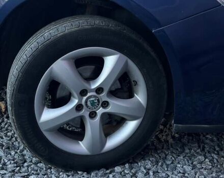 Синій Шкода Фабія, об'ємом двигуна 1.6 л та пробігом 230 тис. км за 4400 $, фото 22 на Automoto.ua