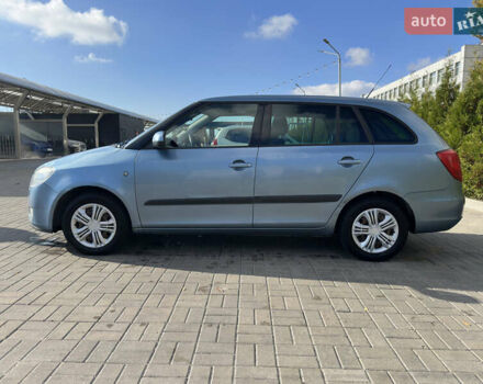 Синий Шкода Фабия, объемом двигателя 1.2 л и пробегом 265 тыс. км за 4000 $, фото 7 на Automoto.ua