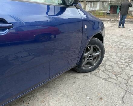 Синий Шкода Фабия, объемом двигателя 1.4 л и пробегом 247 тыс. км за 4200 $, фото 2 на Automoto.ua