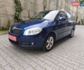 Синий Шкода Фабия, объемом двигателя 1.6 л и пробегом 242 тыс. км за 6300 $, фото 1 на Automoto.ua