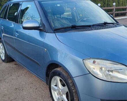 Синій Шкода Фабія, об'ємом двигуна 1.4 л та пробігом 245 тис. км за 5600 $, фото 5 на Automoto.ua