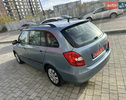 Синий Шкода Фабия, объемом двигателя 1.6 л и пробегом 205 тыс. км за 5150 $, фото 7 на Automoto.ua