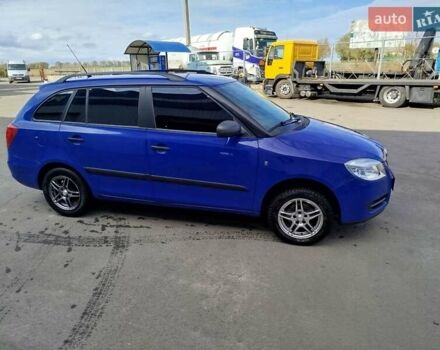 Шкода Фабия 2008 в Гайвороне на Automoto.ua Синий Шкода Фабия, объемом двигателя 1.2 л и пробегом 222 тыс. км за 4250 $, фото 4 на Automoto.ua