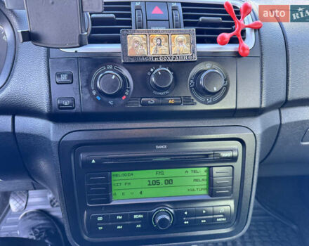 Синий Шкода Фабия, объемом двигателя 1.39 л и пробегом 291 тыс. км за 4700 $, фото 16 на Automoto.ua