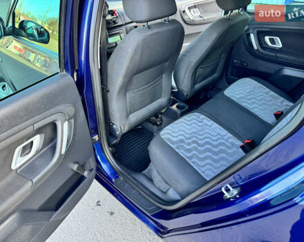 Синий Шкода Фабия, объемом двигателя 1.39 л и пробегом 291 тыс. км за 4700 $, фото 13 на Automoto.ua
