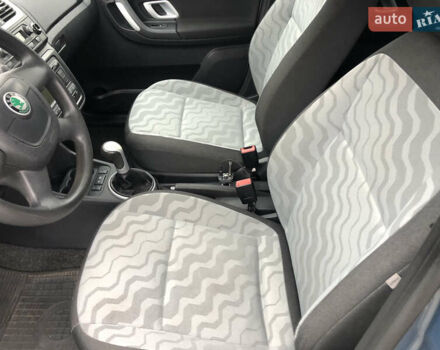 Синий Шкода Фабия, объемом двигателя 1.4 л и пробегом 200 тыс. км за 5500 $, фото 15 на Automoto.ua