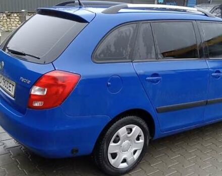 Синий Шкода Фабия, объемом двигателя 1.6 л и пробегом 268 тыс. км за 5300 $, фото 3 на Automoto.ua