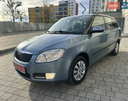 Синий Шкода Фабия, объемом двигателя 1.6 л и пробегом 205 тыс. км за 5150 $, фото 16 на Automoto.ua