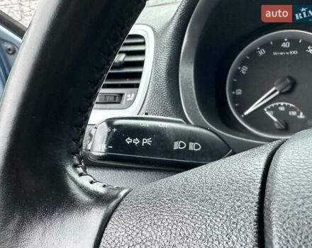 Синий Шкода Фабия, объемом двигателя 1.4 л и пробегом 245 тыс. км за 6299 $, фото 48 на Automoto.ua