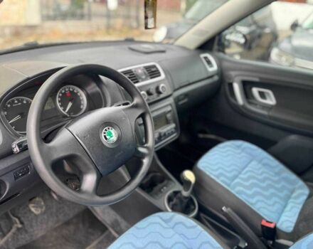Синій Шкода Фабія, об'ємом двигуна 1.4 л та пробігом 204 тис. км за 5699 $, фото 10 на Automoto.ua