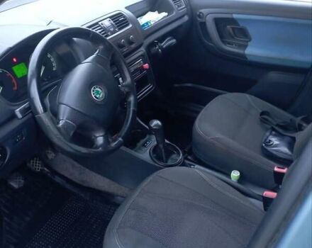 Синій Шкода Фабія, об'ємом двигуна 1.2 л та пробігом 185 тис. км за 4750 $, фото 9 на Automoto.ua