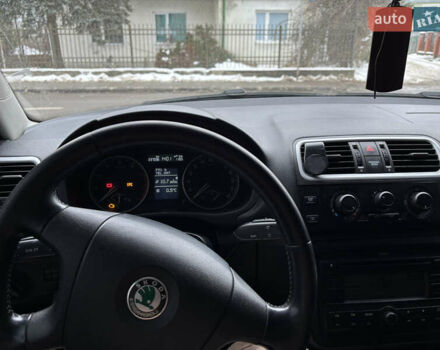Синий Шкода Фабия, объемом двигателя 1.6 л и пробегом 237 тыс. км за 5500 $, фото 8 на Automoto.ua