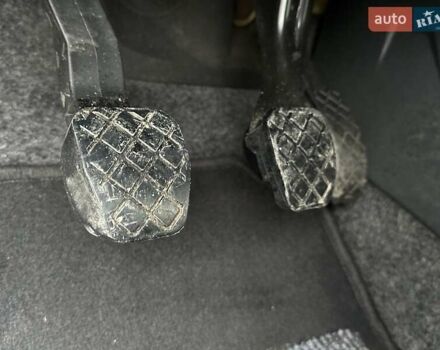 Синий Шкода Фабия, объемом двигателя 1.4 л и пробегом 245 тыс. км за 6299 $, фото 46 на Automoto.ua