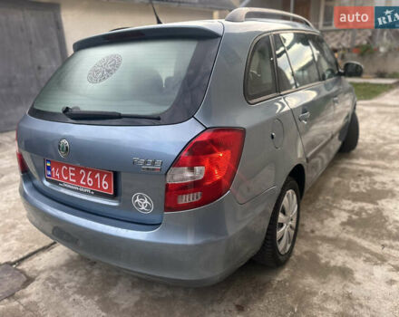 Синий Шкода Фабия, объемом двигателя 1.6 л и пробегом 205 тыс. км за 5150 $, фото 26 на Automoto.ua