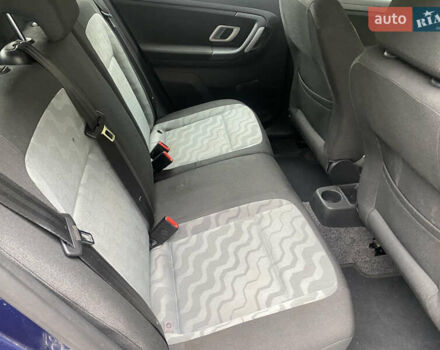 Синій Шкода Фабія, об'ємом двигуна 1.39 л та пробігом 183 тис. км за 5100 $, фото 24 на Automoto.ua