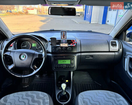 Синий Шкода Фабия, объемом двигателя 1.39 л и пробегом 291 тыс. км за 4700 $, фото 15 на Automoto.ua