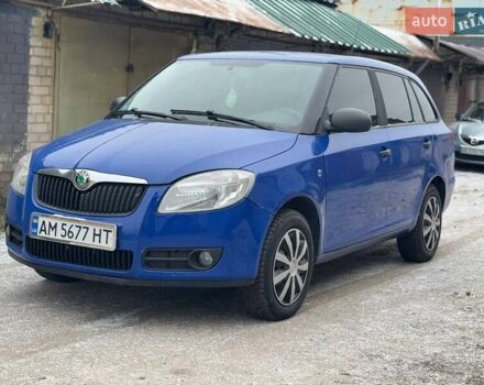 Синий Шкода Фабия, объемом двигателя 1.42 л и пробегом 280 тыс. км за 3990 $, фото 2 на Automoto.ua