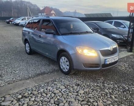 Синий Шкода Фабия, объемом двигателя 1.2 л и пробегом 303 тыс. км за 4100 $, фото 3 на Automoto.ua