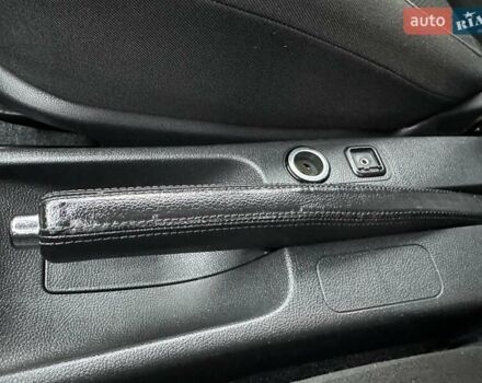 Синий Шкода Фабия, объемом двигателя 1.4 л и пробегом 245 тыс. км за 6299 $, фото 66 на Automoto.ua