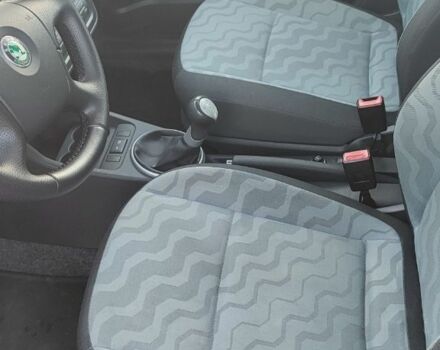 Синій Шкода Фабія, об'ємом двигуна 1.4 л та пробігом 245 тис. км за 5600 $, фото 8 на Automoto.ua