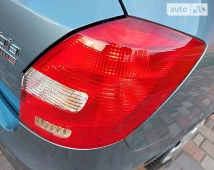 Синий Шкода Фабия, объемом двигателя 1.2 л и пробегом 161 тыс. км за 4750 $, фото 50 на Automoto.ua