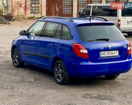 Синий Шкода Фабия, объемом двигателя 1.6 л и пробегом 176 тыс. км за 6399 $, фото 11 на Automoto.ua