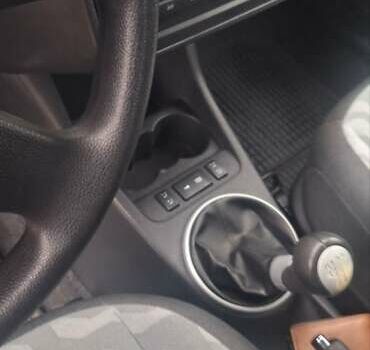 Синий Шкода Фабия, объемом двигателя 1.4 л и пробегом 200 тыс. км за 5900 $, фото 9 на Automoto.ua