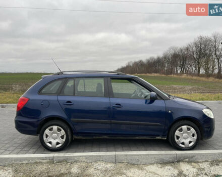 Синий Шкода Фабия, объемом двигателя 1.9 л и пробегом 290 тыс. км за 4990 $, фото 6 на Automoto.ua