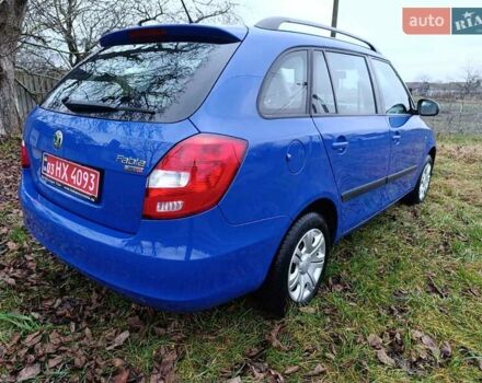 Синий Шкода Фабия, объемом двигателя 0 л и пробегом 206 тыс. км за 4999 $, фото 4 на Automoto.ua