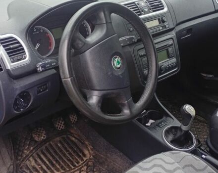 Синий Шкода Фабия, объемом двигателя 1.2 л и пробегом 197 тыс. км за 5500 $, фото 3 на Automoto.ua