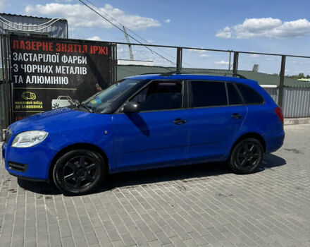 Синий Шкода Фабия, объемом двигателя 1.39 л и пробегом 302 тыс. км за 4800 $, фото 2 на Automoto.ua