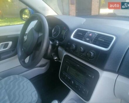 Синий Шкода Фабия, объемом двигателя 1.39 л и пробегом 167 тыс. км за 5500 $, фото 8 на Automoto.ua