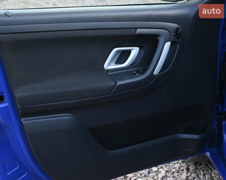 Синий Шкода Фабия, объемом двигателя 1.39 л и пробегом 178 тыс. км за 5950 $, фото 15 на Automoto.ua