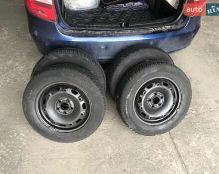 Синій Шкода Фабія, об'ємом двигуна 1.39 л та пробігом 220 тис. км за 4700 $, фото 15 на Automoto.ua