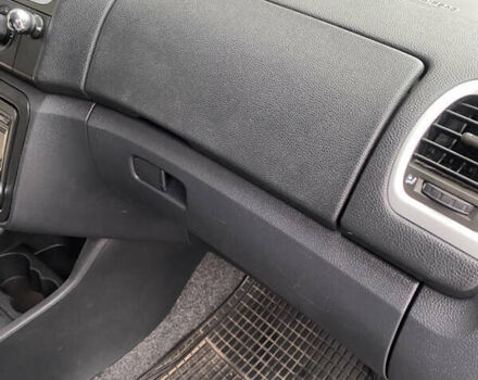 Синій Шкода Фабія, об'ємом двигуна 1.39 л та пробігом 243 тис. км за 5500 $, фото 18 на Automoto.ua