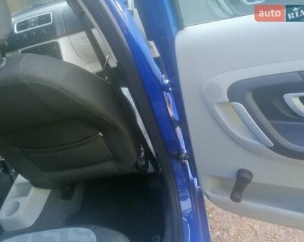 Синий Шкода Фабия, объемом двигателя 1.39 л и пробегом 167 тыс. км за 5500 $, фото 13 на Automoto.ua