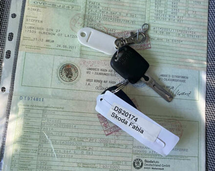 Синій Шкода Фабія, об'ємом двигуна 1.4 л та пробігом 180 тис. км за 5100 $, фото 35 на Automoto.ua