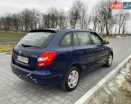 Синий Шкода Фабия, объемом двигателя 1.9 л и пробегом 290 тыс. км за 4990 $, фото 5 на Automoto.ua
