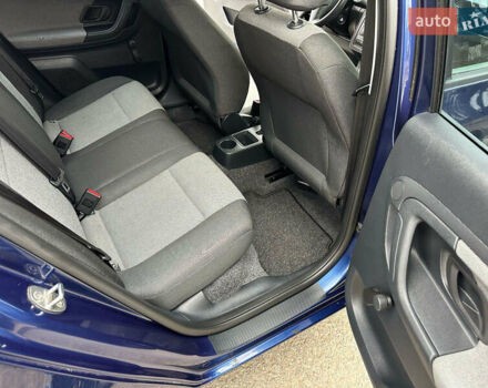 Синий Шкода Фабия, объемом двигателя 1.2 л и пробегом 160 тыс. км за 4500 $, фото 11 на Automoto.ua