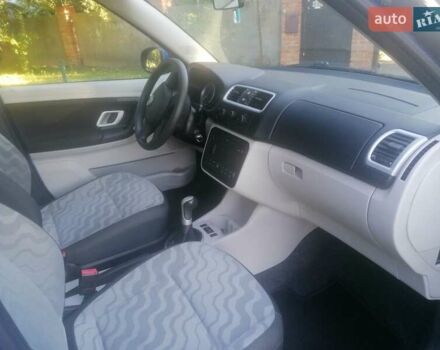 Синий Шкода Фабия, объемом двигателя 1.39 л и пробегом 167 тыс. км за 5500 $, фото 2 на Automoto.ua