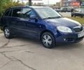 Синий Шкода Фабия, объемом двигателя 1.6 л и пробегом 225 тыс. км за 6500 $, фото 5 на Automoto.ua