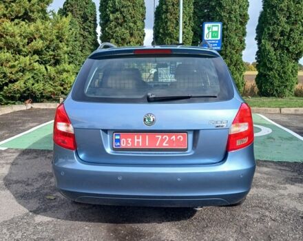 Синий Шкода Фабия, объемом двигателя 0 л и пробегом 190 тыс. км за 6100 $, фото 4 на Automoto.ua