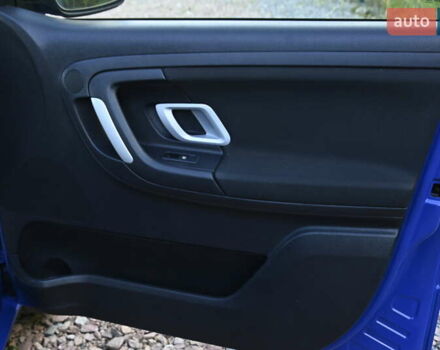 Синий Шкода Фабия, объемом двигателя 1.39 л и пробегом 178 тыс. км за 5950 $, фото 32 на Automoto.ua