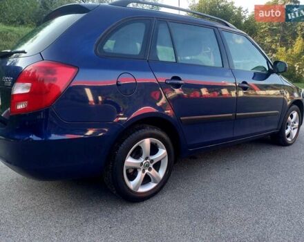 Синий Шкода Фабия, объемом двигателя 1.6 л и пробегом 230 тыс. км за 7550 $, фото 11 на Automoto.ua