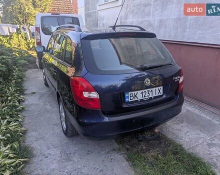 Синій Шкода Фабія, об'ємом двигуна 1.6 л та пробігом 230 тис. км за 6300 $, фото 7 на Automoto.ua