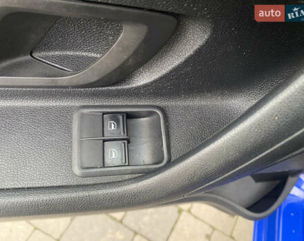 Синий Шкода Фабия, объемом двигателя 1.2 л и пробегом 189 тыс. км за 4300 $, фото 9 на Automoto.ua