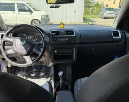 Синий Шкода Фабия, объемом двигателя 1.42 л и пробегом 268 тыс. км за 4999 $, фото 8 на Automoto.ua