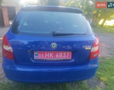 Синий Шкода Фабия, объемом двигателя 1.39 л и пробегом 167 тыс. км за 5500 $, фото 12 на Automoto.ua