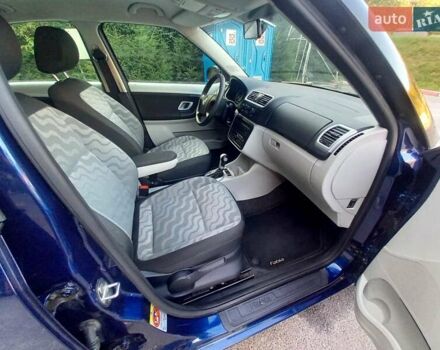 Синий Шкода Фабия, объемом двигателя 1.6 л и пробегом 230 тыс. км за 7550 $, фото 89 на Automoto.ua